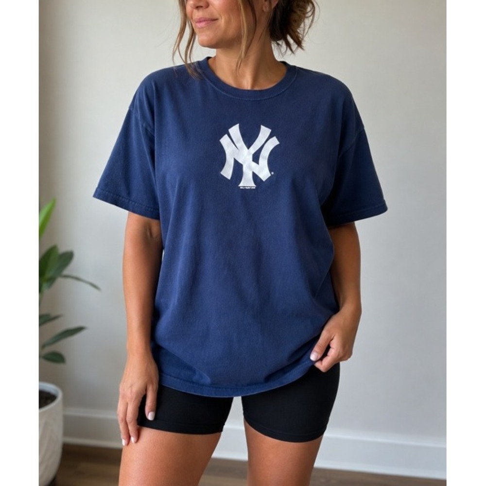 G-III Sports For Her New York Yankees MLB Navy Blue Graphic T-Shirt Womens Large
